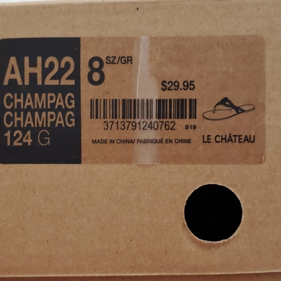 Le Chateau size 8 Rose Gold Flats - Picture 2 of 4